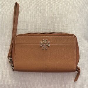 Brown Leather Wristlet Wallet